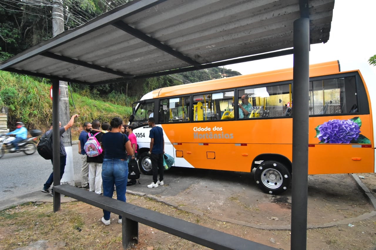 Thiago Damaceno . Substituição dos ônibus da Viação Cascatinha por novos coletivos, garantindo segurança, conforto e qualidade aos usuários e aos rodoviários.